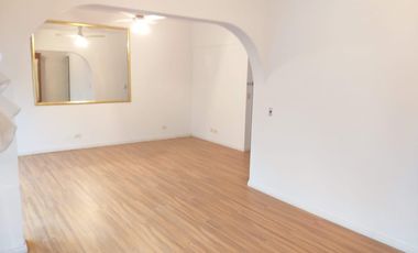 Departamento de 3 ambientes con cochera y baulera en venta en Martínez