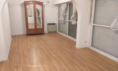 Departamento de 3 ambientes con cochera y baulera en venta en Martínez