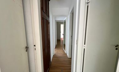 Departamento de 3 ambientes con cochera y baulera en venta en Martínez