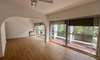 Departamento de 3 ambientes con cochera y baulera en venta en Martínez