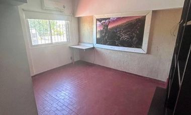 Casa en venta - 3 Dormitorios 3 Baños - Berazategui