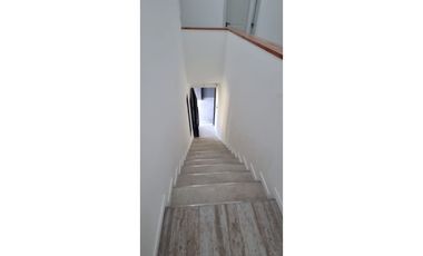 DEPARTAMENTO + LOCALES COMERCIALES EN VENTA - VELEZ SARFIELD 1953