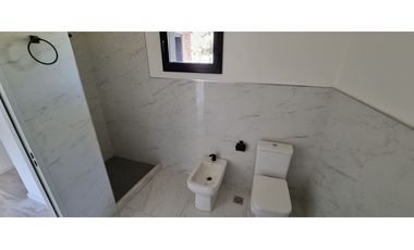 DEPARTAMENTO + LOCALES COMERCIALES EN VENTA - VELEZ SARFIELD 1953