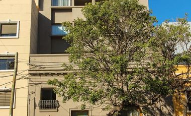 SOHO, Dpto. 1 Dormitorio EQUIPADO en Bº General Paz con balcón !