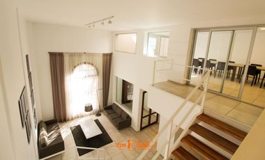 SOHO, Dpto. 1 Dormitorio EQUIPADO en Bº General Paz con balcón !