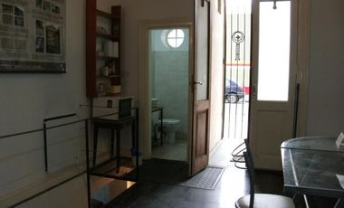 Casa en venta - 3 Dormitorios 2 Baños - Almagro