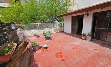 PH en venta - 3 Dormitorios 2 Baños - Lanús