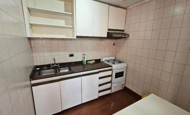 PH en venta - 3 Dormitorios 2 Baños - Lanús