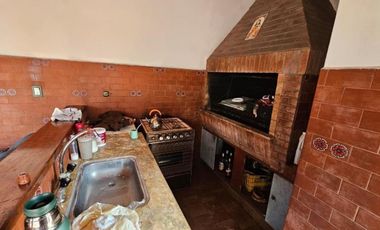 PH en venta - 3 Dormitorios 2 Baños - Lanús