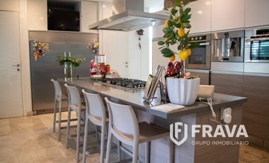 CASA EN VENTA EN VALLE REAL