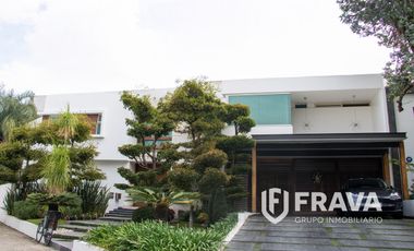 CASA EN VENTA EN VALLE REAL