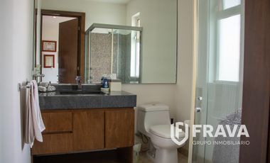 CASA EN VENTA EN VALLE REAL