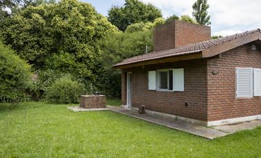 Casa en construcción en la Laguna de Lobos