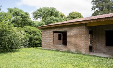 Casa en construcción en la Laguna de Lobos
