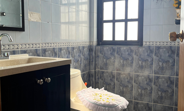 🏡 Casa con doble altura y diseño arquitectónico en esquina – Fracc San Carlos