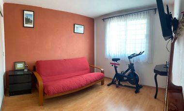 🏡 Casa con doble altura y diseño arquitectónico en esquina – Fracc San Carlos