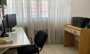 🏡 Casa con doble altura y diseño arquitectónico en esquina – Fracc San Carlos