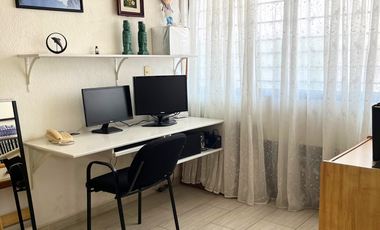 🏡 Casa con doble altura y diseño arquitectónico en esquina – Fracc San Carlos