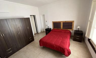 Propiedad multifamiliar en venta - 7 Dormitorios 8 Baños - Miramar