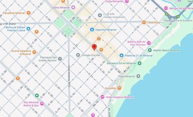 Propiedad multifamiliar en venta - 7 Dormitorios 8 Baños - Miramar