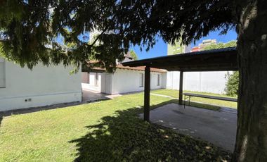 Propiedad multifamiliar en venta - 7 Dormitorios 8 Baños - Miramar