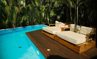 EL NIDO TOWN RESIDENCE