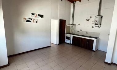 PH en alquiler - 1 Dormitorio 1 Baño - Gorina