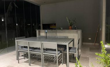 Alquiler Temporal Casa 4 Dormitorios en La Calesa, Pilará