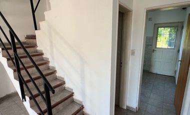 ALQUILO Dúplex 2 DORMOTORIOS Zona Oeste.