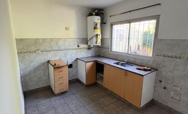 ALQUILO Dúplex 2 DORMOTORIOS Zona Oeste.