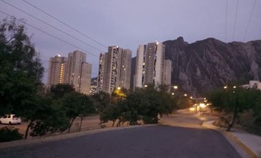 Venta departamento en Las Huastecas Valle Poniente