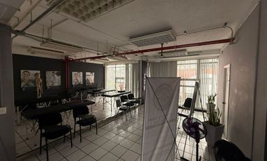 Local comercial con excelente ubicación cerca de la Alameda