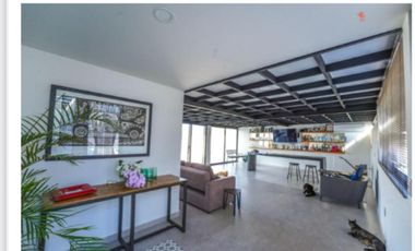 Espectacular Residencia dentro de Privada