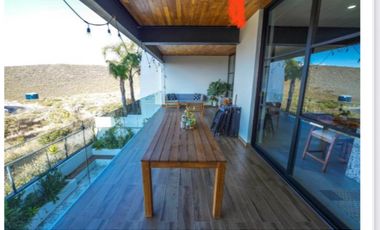 Espectacular Residencia dentro de Privada