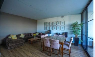 Espectacular Residencia dentro de Privada