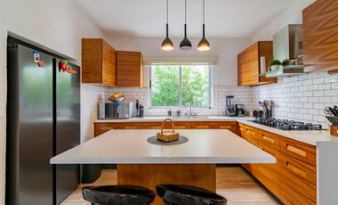 Venta de Casa en Bosque Esmeralda, Atizapán