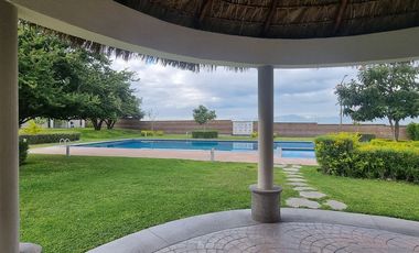 Casa en Venta con Alberca, Amenidades y Seguridad 24/7 a 30min de Cuernavaca