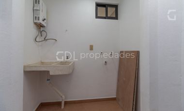 ARISTA CASA RECIÉN REMODELADA EN VENTA