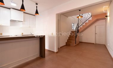 ARISTA CASA RECIÉN REMODELADA EN VENTA