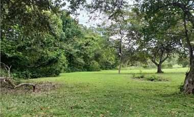 SAN JOSE / SAN CARLOS / 30000 M / COLINDA CON RIO / NEGOCIABLE AG