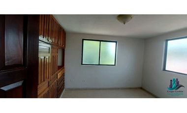 SE ALQUILA BELLO Y AMPLIO APARTAMENTO EN SANTIAGO FRENTE ALA N