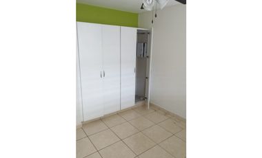 BRISAS DEL GOLF / 278M / 3 HABITACION / 2 PARKING / TERRAZA / VACIA