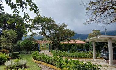 EL VALLE DE ANTON / 1600M / 3 HABITACION / 3 BAÑOS /  AMOBLADA AG