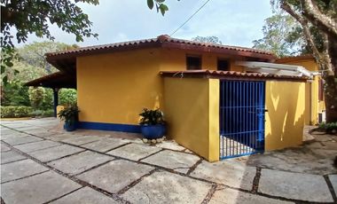 EL VALLE DE ANTON / 1600M / 3 HABITACION / 3 BAÑOS /  AMOBLADA AG