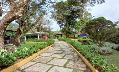 EL VALLE DE ANTON / 1600M / 3 HABITACION / 3 BAÑOS /  AMOBLADA AG