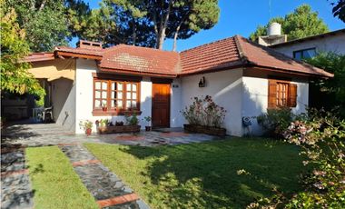 LINDA CASA EN OSTENDE