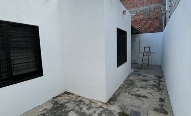 CASA DE UN SOLO PISO EN RENTA FRACCIONAMIENTO LA GLORIA