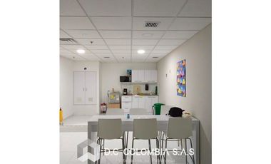 VENTA DE LOCAL B-12 - CENTRO COMERCIAL TERREROS - SOACHA