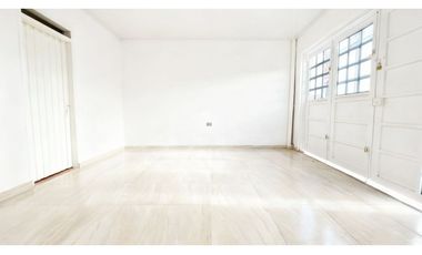 Casa remodelada de un piso en venta - Los Libertadores Palmira Valle