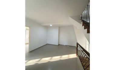 SE ARRIENDA APARTAMENTO SEGUNDO PISO BARRIO BUENOS AIRES TULU VALLE